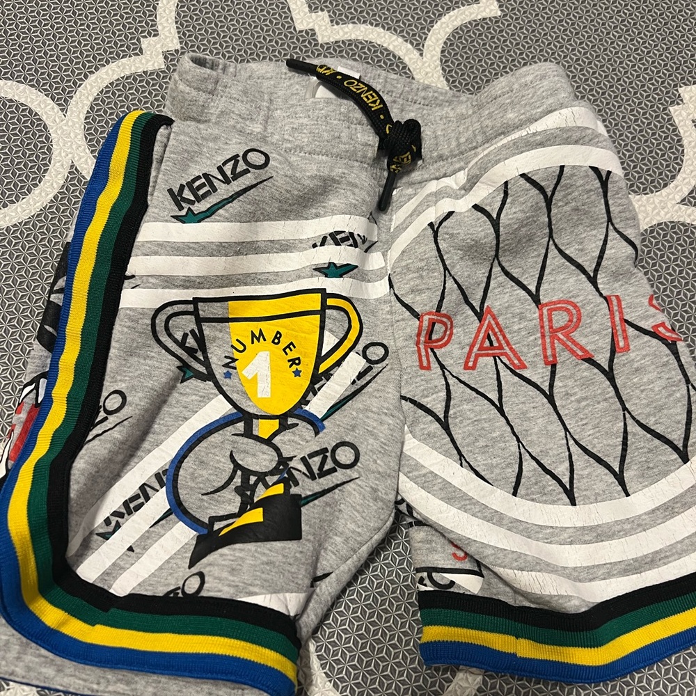 Kenzo Kids Gray Trophy Print Shorts